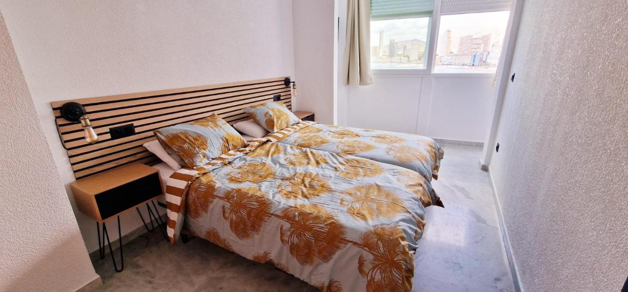 Plaza Santa Ana Apartment เบนิดอร์ม ภายนอก รูปภาพ