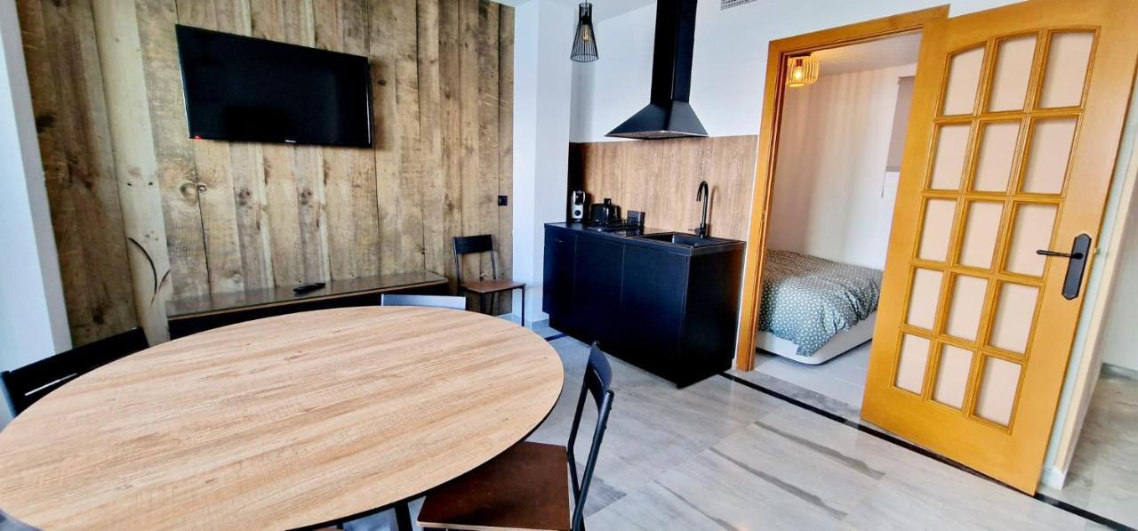 Plaza Santa Ana Apartment เบนิดอร์ม ภายนอก รูปภาพ