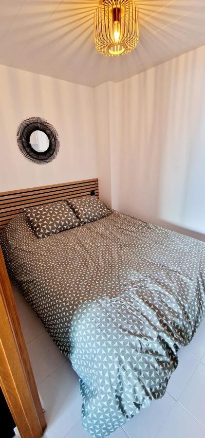 Plaza Santa Ana Apartment เบนิดอร์ม ภายนอก รูปภาพ
